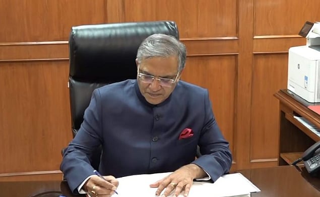 PTI : Gyanesh Kumar takes charge as CEC