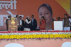 | Photo: Tribhuvan Tiwari/Outlook : Delhi govt. swearing-in ceremony: PM Modi with Delhi Chief Minister-designate Rekha Gupta