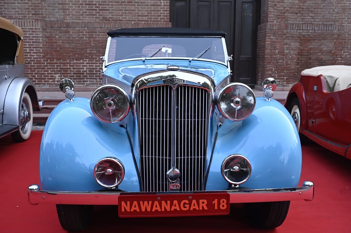 21 Gun Salute Vintage Car rally at Kartavya Path in New Delhi_4