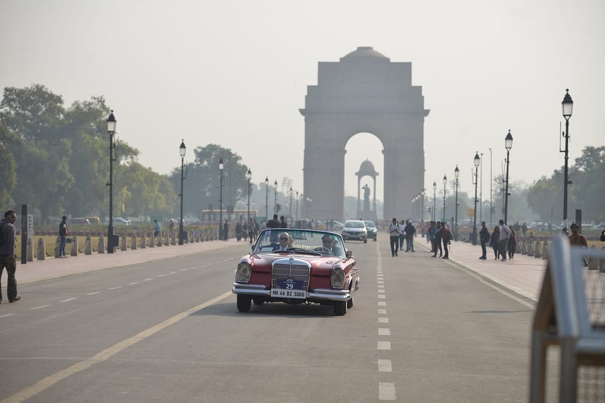21 Gun Salute Vintage Car rally at Kartavya Path in New Delhi_12