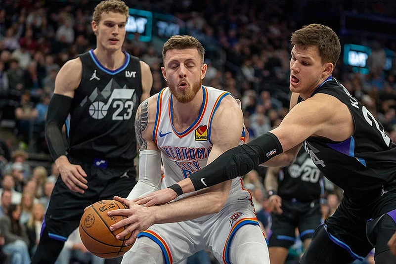 NBA: Oklahoma City Thunder vs Utah Jazz