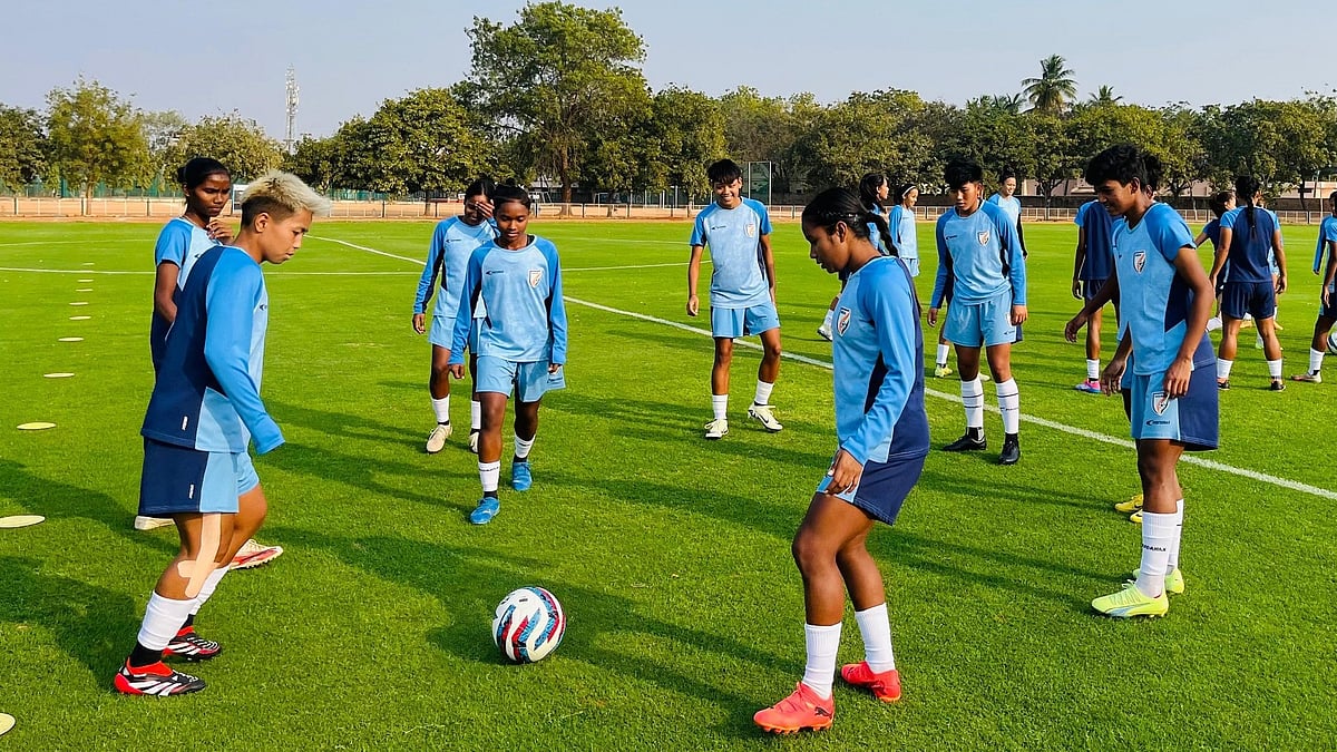 X | Indian Football Team : India National Women's Football Team.