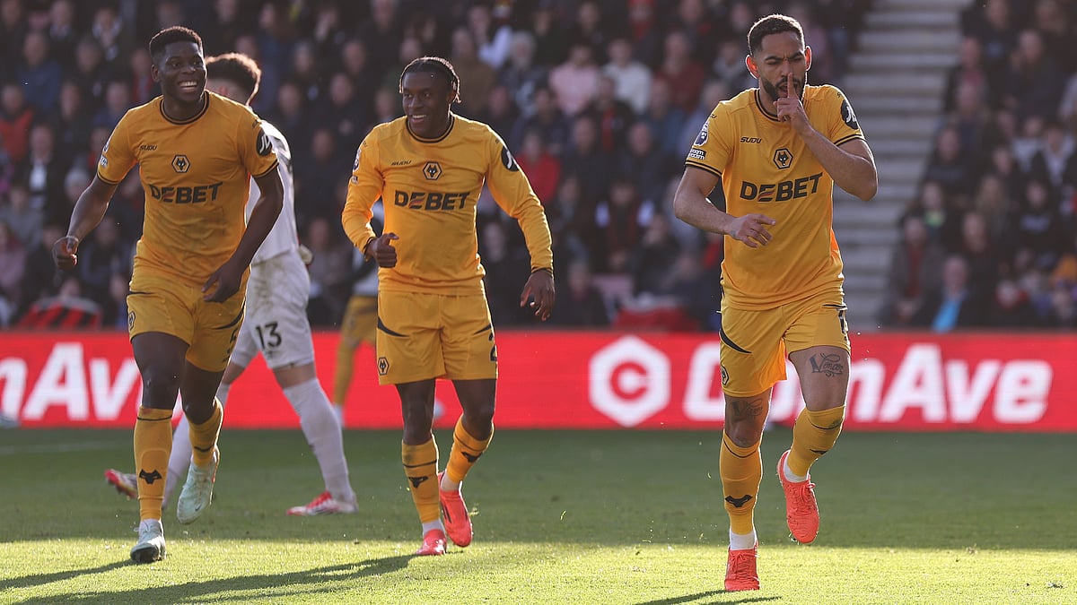 Wolves' players celebrate Matheus Cunha's goal against Bournemouth.
