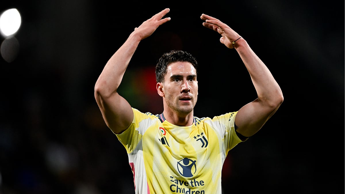 Dusan Vlahovic celebrates for Juventus