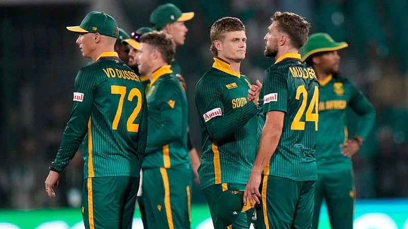 South Africa beat Afghanistan in their Champions Trophy opener