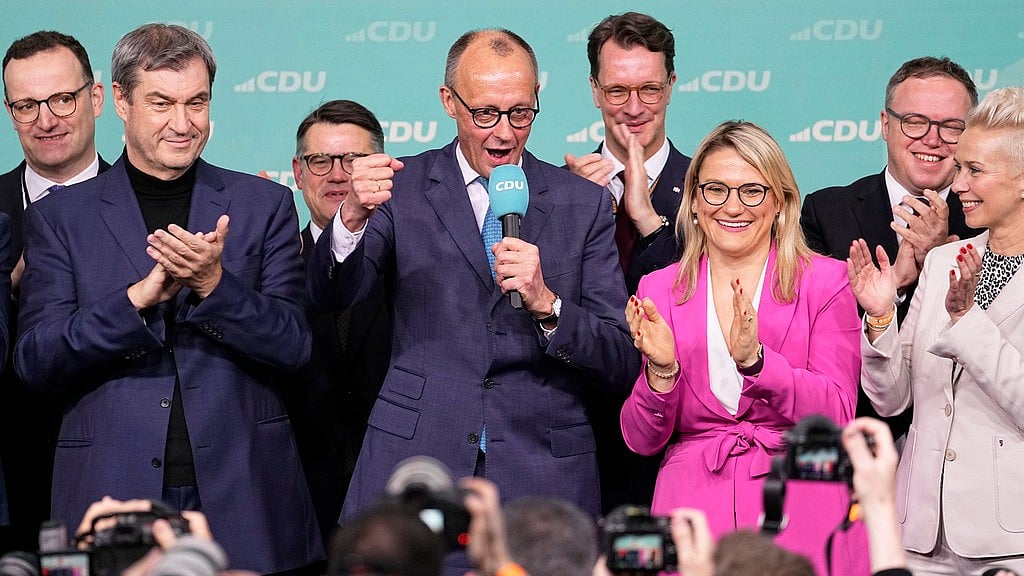 AP/Martin Meissner : Conservatives win Germany election, survival of trapped workers very remote and more. 