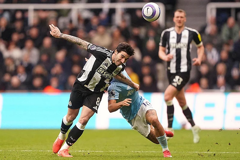 English Premier League: Nottingham Forest vs Newcastle United