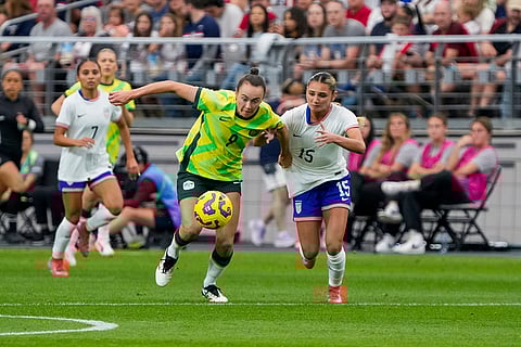 SheBelieves Cup, Australia vs US: Australia forward Caitlin Foord and United States defender Gisele Thompson battle for the ball 