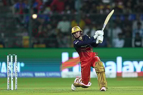 WPL 2025, RCB vs UPW: Royal Challengers Bengaluru batter Danni Wyatt-Hodge plays a shot