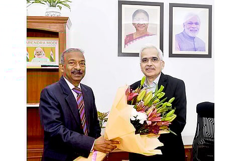 Shaktikanta Das assumes charge