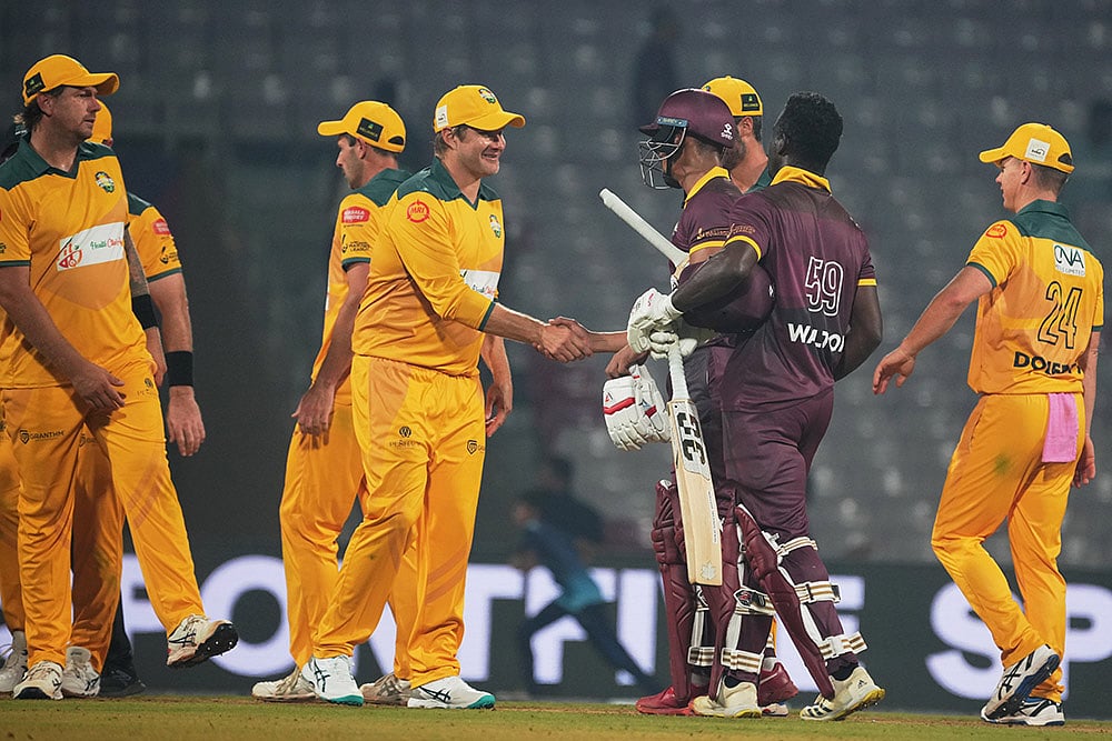 | Photo: PTI/Shashank Parade : Masters League Cricket, West Indies Vs Australia: WI Masters players being congratulated after they won the match