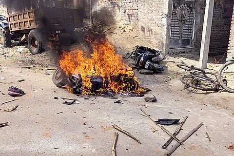 Violent clash between two groups in Hazaribagh