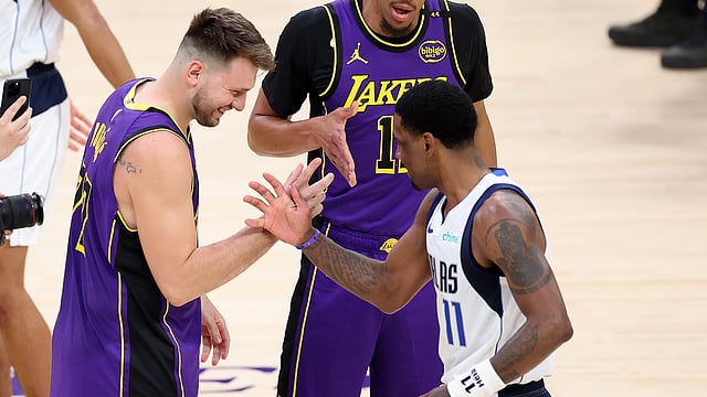 NBA Wrap: Doncic Helps Lakers Beat Mavericks, Cavaliers Rout Magic; Celtics Beat Raptors