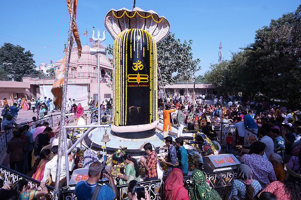 | Photo: AP/Ajit Solanki : Maha Shivratri in Ahmedabad