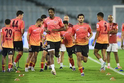 ISL2024-25, EBFC vs HFC: East Bengal players warm up before their match
