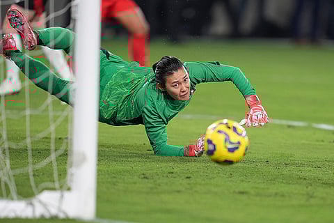 SheBelieves Cup Final US vs Japan: Japan goalkeeper Ayaka Yamashita watches as a shot