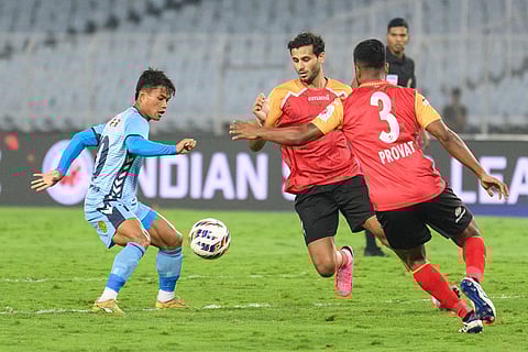 ISL2024-25, EBFC vs HFC: Ramhlunchhunga of Hyderabad FC in action