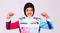  F1 ACADEMY + PARC FERME : Indian racing prodigy Atiqa Mir.