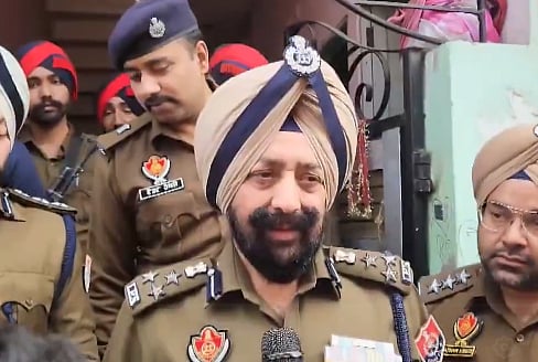 X/PTI : Punjab police conducted state-wide raids as part of anti-drug operation