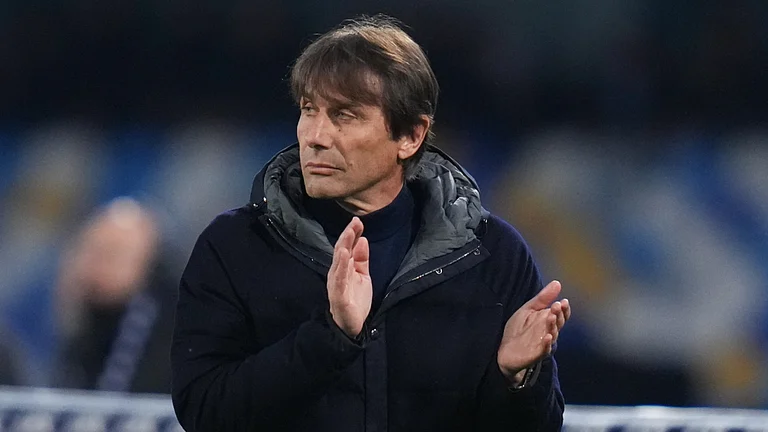 Antonio Conte during Napoli's clash with Inter - null