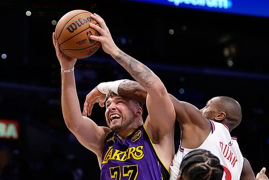 Birthday Hero Luka Doncic Lifts Los Angeles Lakers Past Clippers 106-102