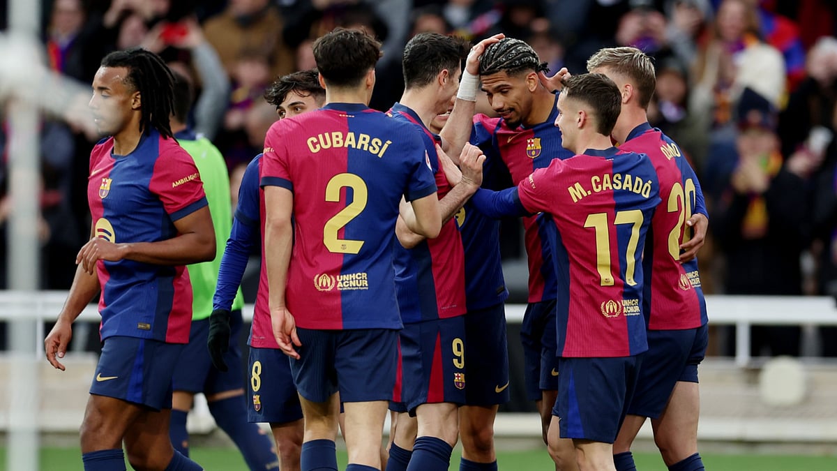 Barcelona thrashed Real Sociedad - null