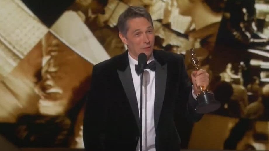 X/ABC News : Sean Baker while accepting the best director award for Anora at Oscars 2025