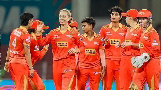 X/Giants_Cricket : Gujarat Giants players celebrating.