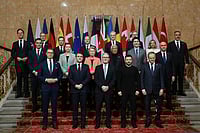 AP : NATO and European leaders stand together 