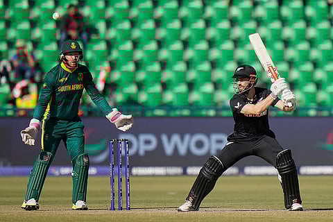 CT 2025, SA vs NZ Semifinal: South Africa's wicketkeeper Heinrich Klaasen reacts as Kane Williamson plays a shot