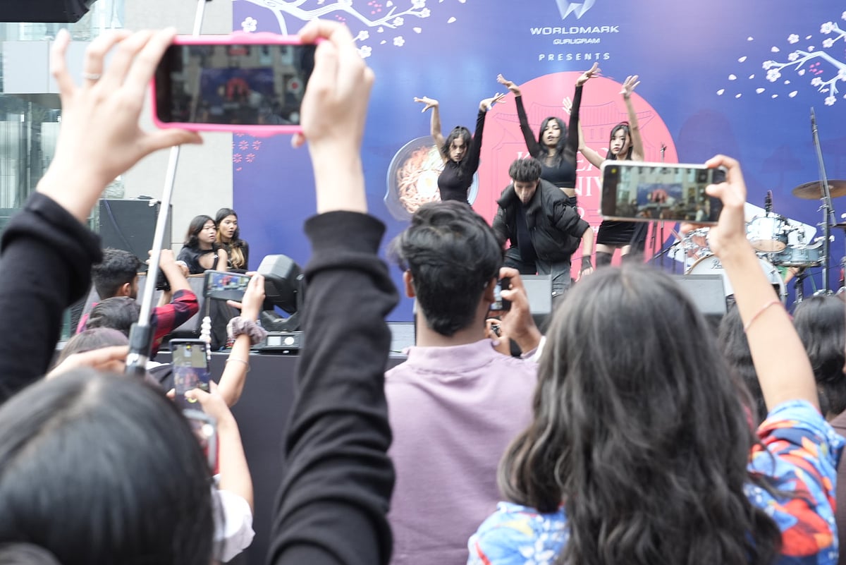 Vikram Sharma : Indian K-pop group We Are EZ performing at Korean Karnival 2.0 in Worldmark, Gurgaon