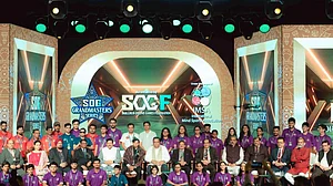 Special Arrangement : Dignitaries with the finalists at the SOG Grandmasters Series west zone finals.