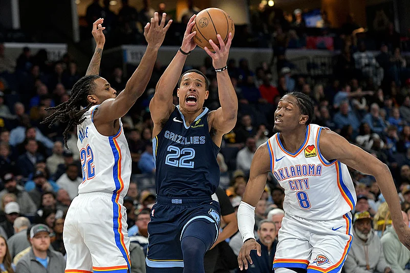 Basketball: Oklahoma City Thunder vs Memphis Grizzlies