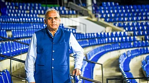 Credit: Deepthi Indukuri/KSLTA : KSLTA’s joint secretary Sunil Yajaman at the Bengaluru Open 2025