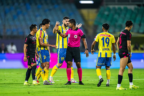 Indian Super League: Mumbai City FC vs Kerala Blasters