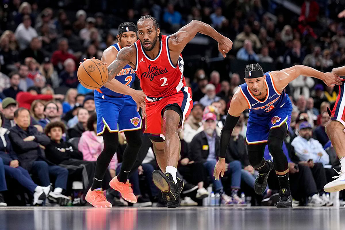 NBA basketball game New York Knicks vs Los Angeles Clippers: Kawhi Leonard