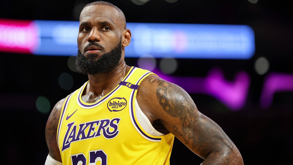 Los Angeles Lakers superstar LeBron James expected to miss 1-to-2 weeks with groin strain.