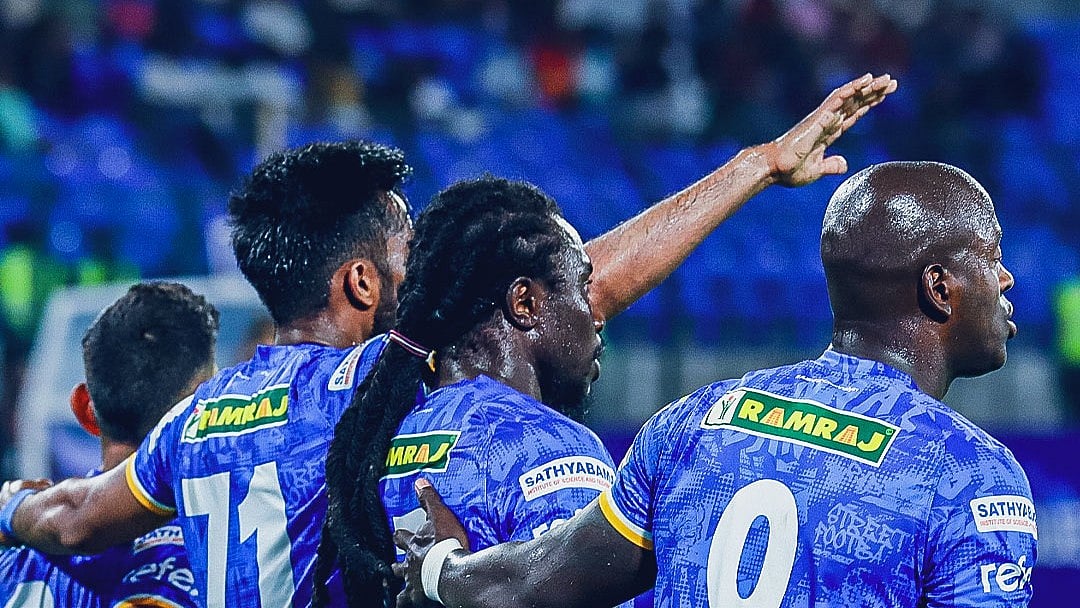 X | Chennaiyin FC  : Chennaiyin FC celebrate their lead in the ISL game against Jamshedpur FC.