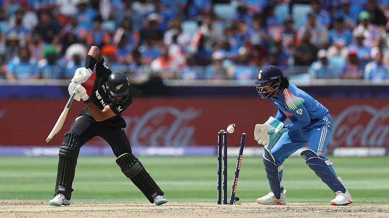 Rachin Ravindra getting bowled by Kuldeep Yadav