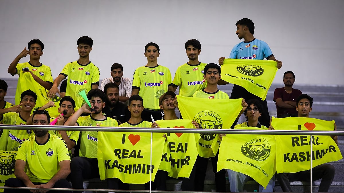 X/realkashmirfc : Real Kashmir fans.