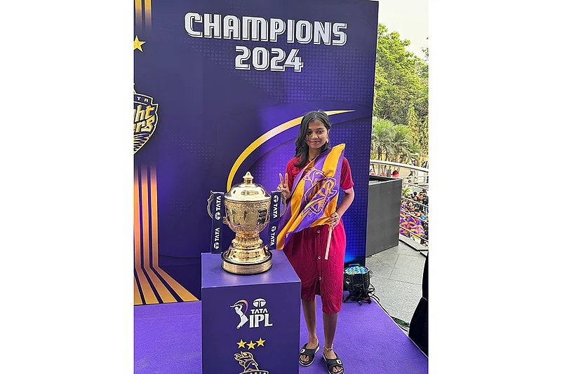 IPL 2025: Kolkata Knight Riders Trophy Tour