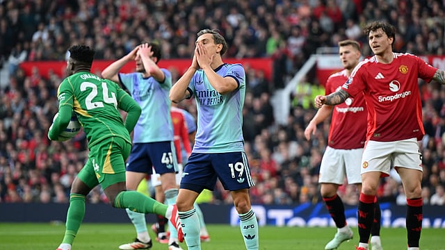 Manchester United 1-1 Arsenal: Merson Concedes Title After Gunners' Draw At Old Trafford