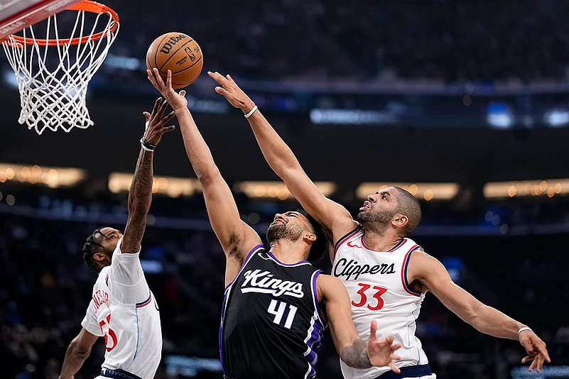 NBA Basketball 2024-25 Los Angeles Clippers vs Sacramento Kings: Trey Lyles