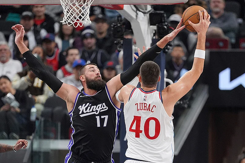 NBA Basketball 2024-25 Los Angeles Clippers vs Sacramento Kings: Ivica Zubac