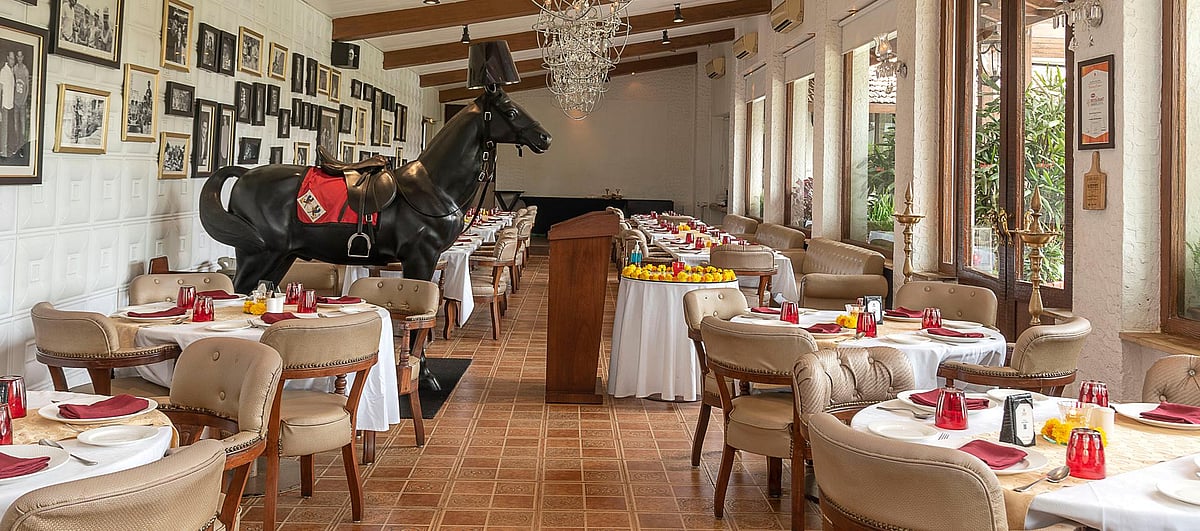 Best Parsi Feast In Mumbai