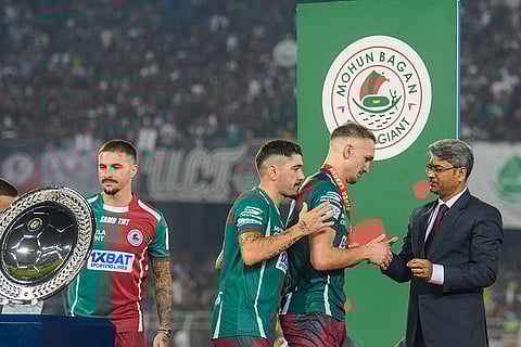 ISL 2024-25, MBSG vs FCG: Kalyan Chaubey presents winners' medals