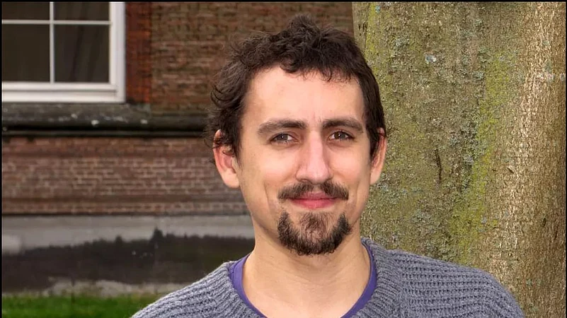 Simon Clement held for carrying empty cartridges