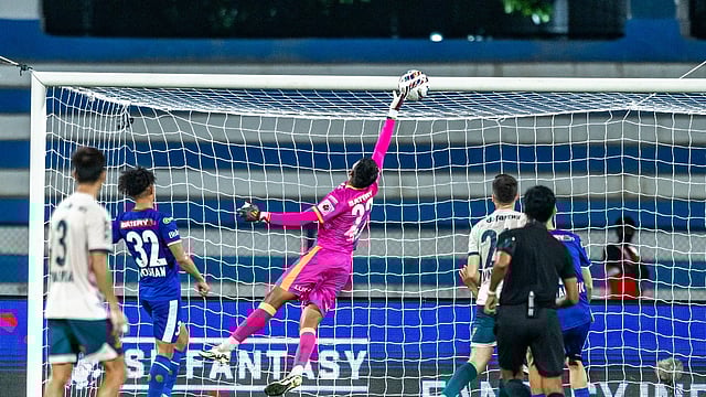 Indian Super League 2024-25: Mumbai City FC Qualify For Playoffs After 2-0 Win Over Bengaluru FC