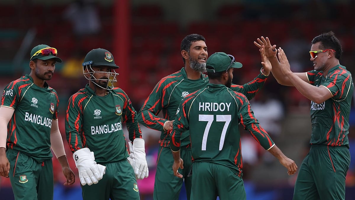 ICC : Mahmudullah (centre) is Bangladesh’s only batter to score three ODI World Cup centuries. 
