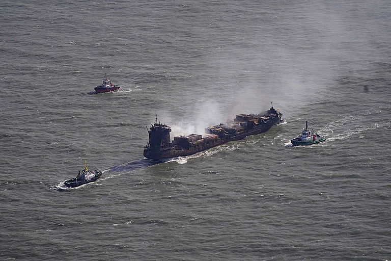 A short video released by U.S. authorities showed a coordinated boarding stealing in open seas. - | Photo: Danny Lawson/PA via AP
